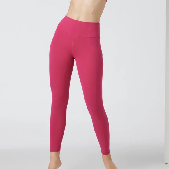 Vuori AllTheFeels Legging in Executive Pink- XS - Picture 1 of 5